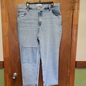 Abercrombie & Fitch Ankle Straight Ultra High Rise Denim Jeans in Light Blue.